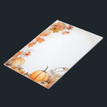 Herbst/Herbst Kürbisse und Blätter, unausgekleidet Notizblock<br><div class="desc">Dieses Notizblock mit seinen inspirierten Kürbissen und Herbstlauben in warmen Orangetönen ist im Herbst ein schönes Design. Die reizvolle Grenze schafft eine gemütliche, saisonale Atmosphäre, die perfekt zum Schreiben von Briefen, Mitmachen von Notizen oder Organisieren von Listen ist. Feiern Sie die Erntezeit mit jedem Einsatz und fügen Sie Ihrer Korrespondenz...</div>