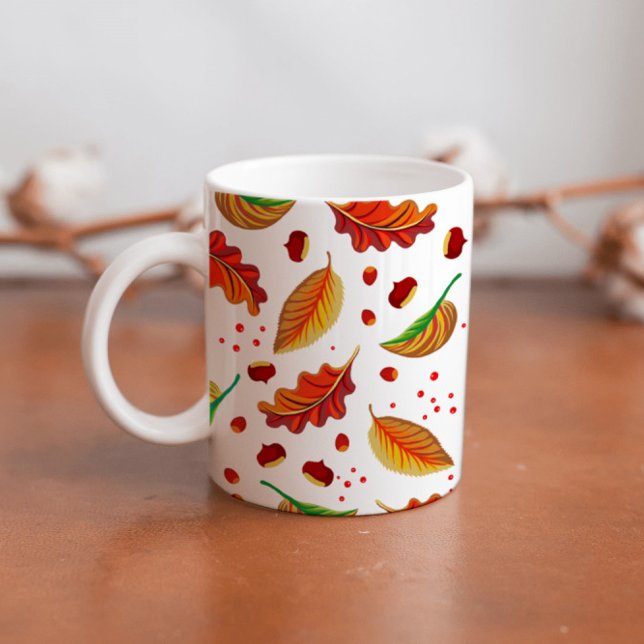 Herbst lässt Nüsse Kastanien Muster Eleganter Fall Kaffeetasse (Von Creator hochgeladen)