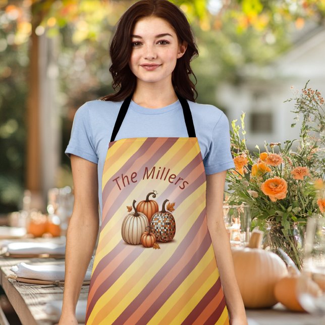 Herbst Orange Pumpkins gestreift Personalisiert Schürze (Fall Autumn Orange Pumpkins striped Personalized Apron)