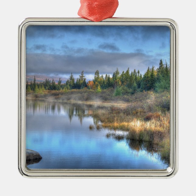 Herbst Sonnenaufgang am Moosehead Lake Maine Ornament Aus Metall (Vorne)