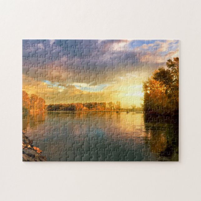 Herbst Sonnenuntergang auf dem Fluss. Puzzle (Horizontal)