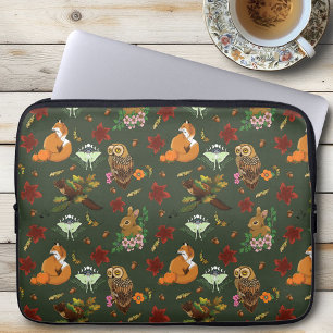 Herbst-Wald-Forsttiere Grünes Muster Laptopschutzhülle
