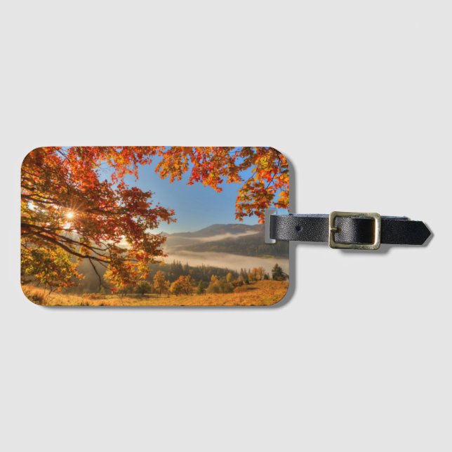 Herbst-Wald in den Bergen Gepäckanhänger (Vorderseite (Horizontal))