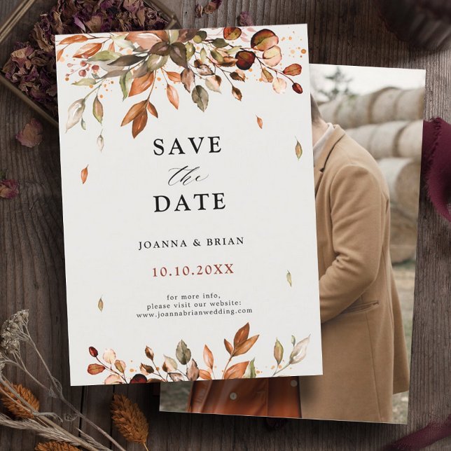 Herbstausbruch Rustikales Boho Foto Save The Date (Fall autumn leaves photo save the date.)