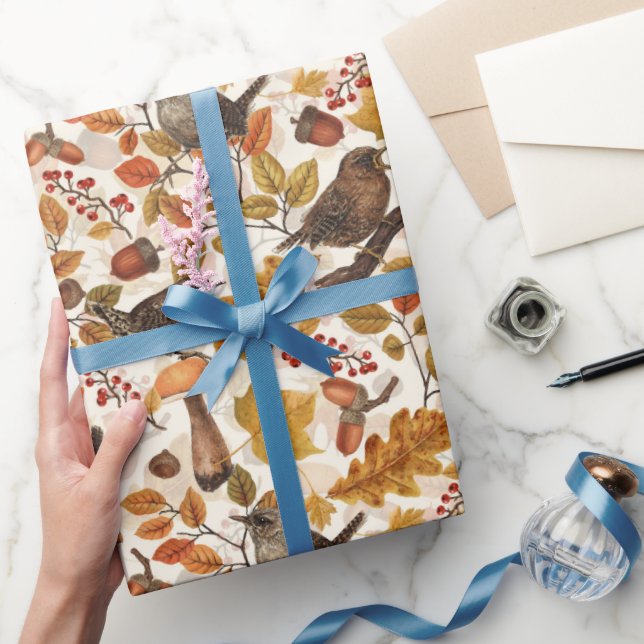 Herbstblätter, Beeren, Pilze und Früchte Geschenkpapier (Schenken)