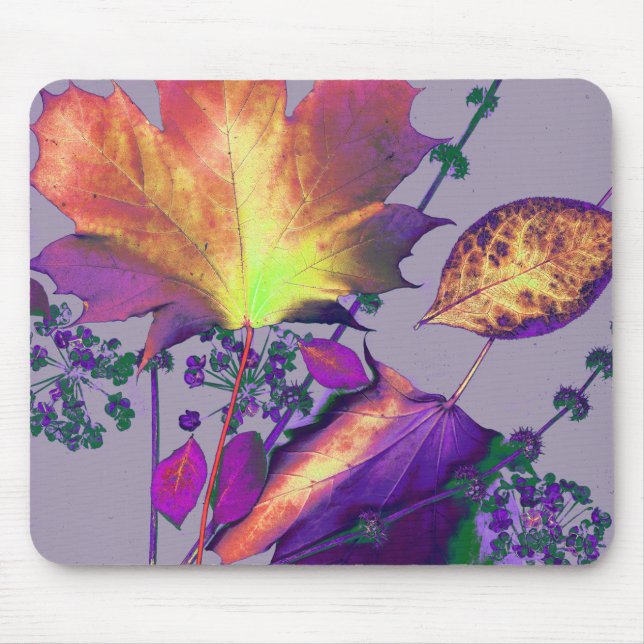Herbstblätter in Flieder Mousepad (Vorne)