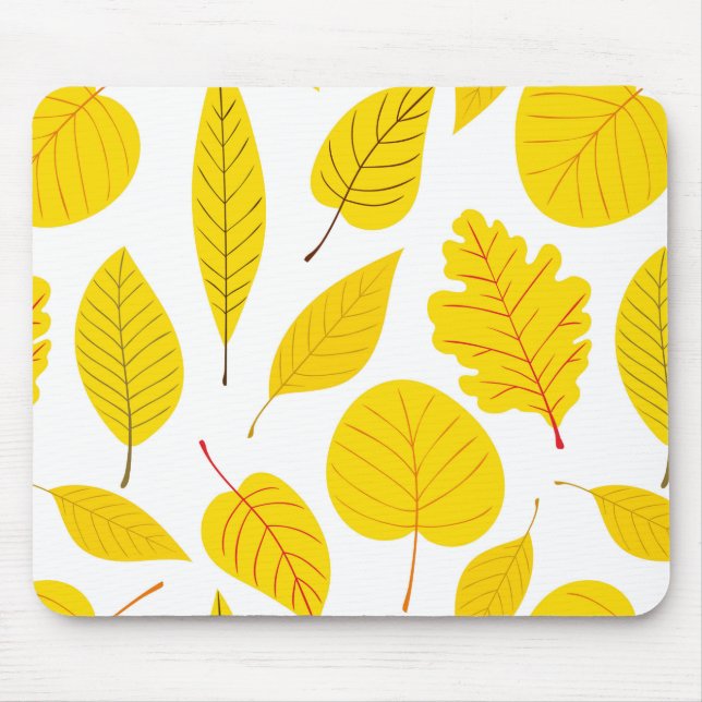 Herbstblätter in Gelb Mousepad (Vorne)