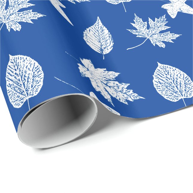 Herbstblätter - weiß und kobaltblau geschenkpapier (Rolleneckpunkt)