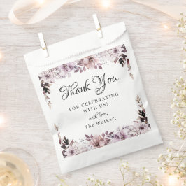 Herbstelegante violette Blumenblätter Geschenktütchen