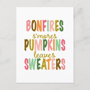 Herbstfalltypografie Bonfire Pumpkins Sweaters Postkarte