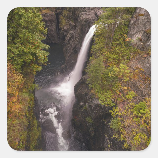 Herbstfarben an den Elchfällen Quadratischer Aufkleber (Vorderseite)