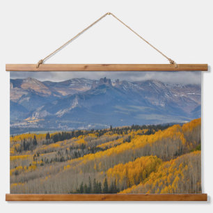 Herbstfarben auf Espenhainen Wandteppich Mit Holzrahmen