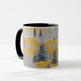 Herbstfarben von Aspens & Fresh Snow Keebler Pass Tasse