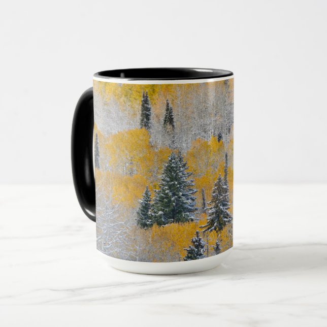 Herbstfarben von Aspens & Fresh Snow Keebler Pass Tasse (Vorderseite Links)