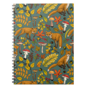 Herbstfüchse auf Kieferngrün Notizblock