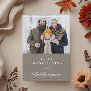 Herbstgrau Frohes Erntedankfest Familienfoto Feiertagskarte