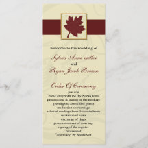 Herbsthochzeit mit Cranberry fallleaf