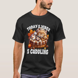 Herbstkatze im Kätzchenbett mit Herbstsprüchen für T-Shirt