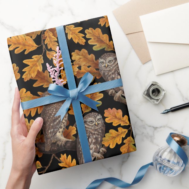 Herbstkauz auf schwarz geschenkpapier (Schenken)