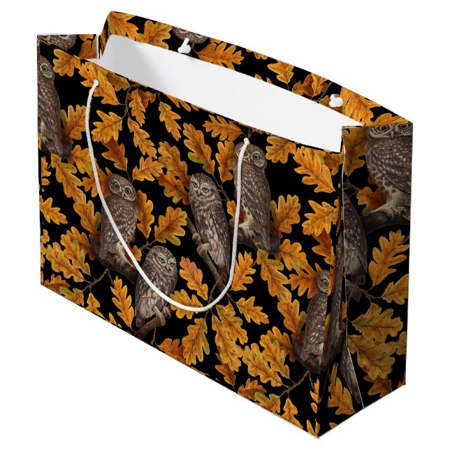 Herbstkauz auf schwarz große geschenktüte (Rückseite Schrägansicht)