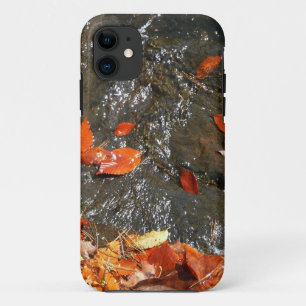 Herbstlaub im Wasserfall I Herbstfotografie Case-Mate iPhone Hülle