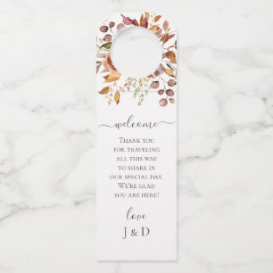 Herbstlaub Rustikale Boho-Hochzeit im Landhausstil Flaschenanhänger