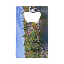 Herbstlaub um See Minnewaska Kreditkarten Flaschenöffner