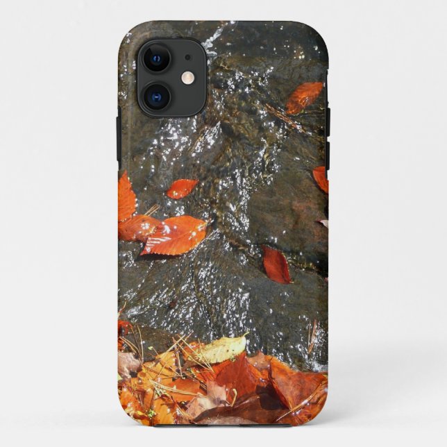 Herbstlaube im Wasserfall I Herbstfotografie Case-Mate iPhone Hülle (Rückseite)