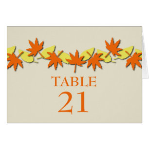 Herbstleaale an den Grenzen liegende Tafel, orange