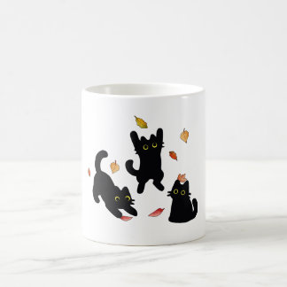 Herbstliche Silhouetten schwarzer Katzen Kaffeetasse
