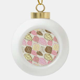 Herbstpracht: Nahtloses Blattmuster Keramik Kugel-Ornament