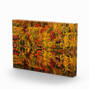 Herbstreflexion am Russell Pond New Hampshire Fotoblock
