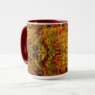 Herbstreflexion am Russell Pond   New Hampshire Tasse