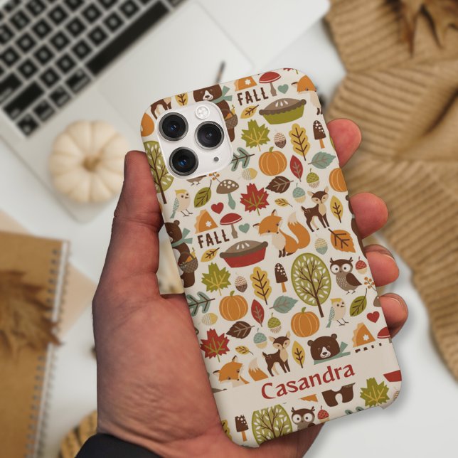 Herbstsaison Tierwaldmuster Case-Mate iPhone Hülle (Autumn season Animal Woodland pattern custom Case-Mate iPhone Case)