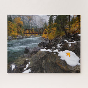 Herbstschnee entlang der Wenatchee nahe Leavenwort Puzzle