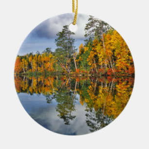 Herbstteichreflexionen, Maine Keramikornament