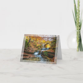 Herbstwasserfall und Brücke mit eigenem Text Karte