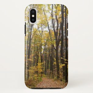 Herbstweg und goldene Blätter im Laurel Hill Park Case-Mate iPhone Hülle