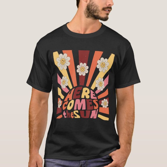 Here Comes The Sun Retro Floral Summer Vacation Oc T-Shirt (Vorderseite)