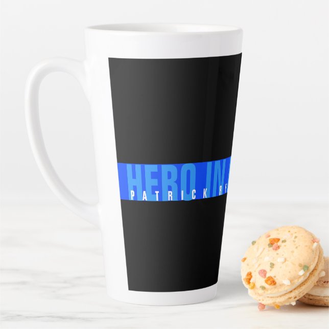 Hero in Blue Police Thin Blue Line Monogramm Name Milchtasse (Beispiel)
