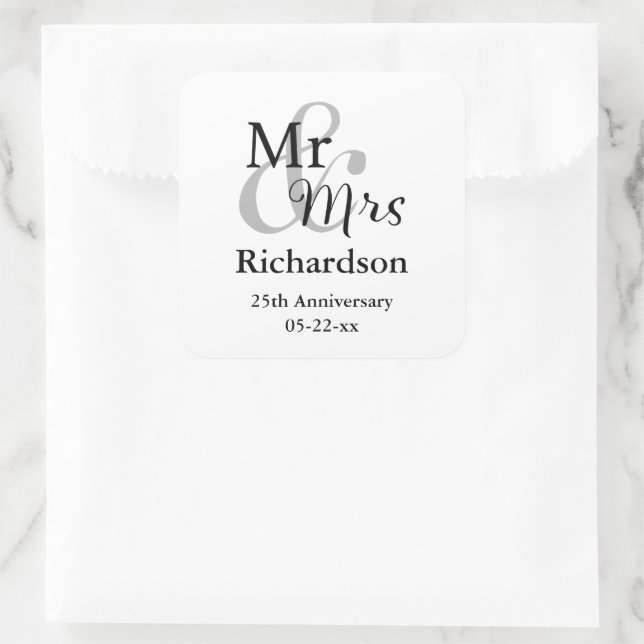 Herr & Frau Wedding Anniversary Name & Date Quadratischer Aufkleber (Tasche)