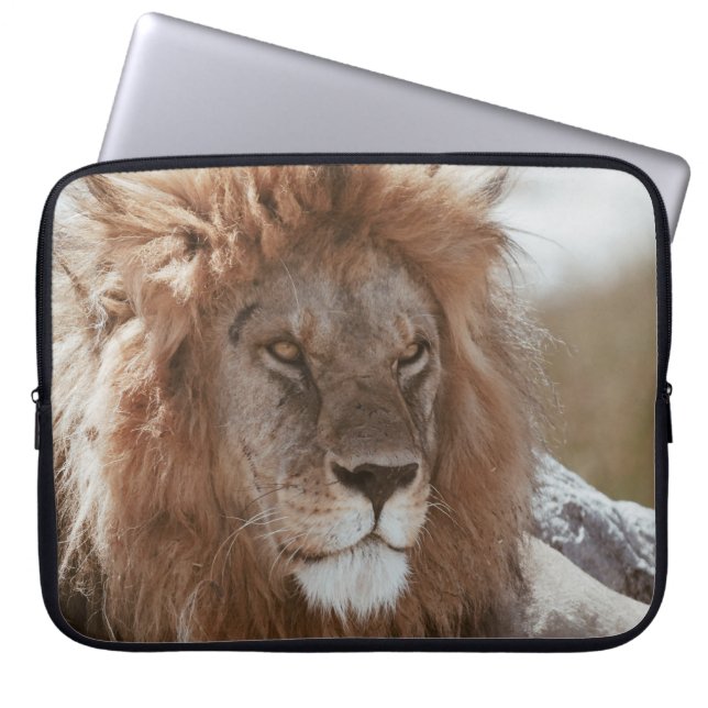 HERR LÖWE LAPTOPSCHUTZHÜLLE (Vorderseite)