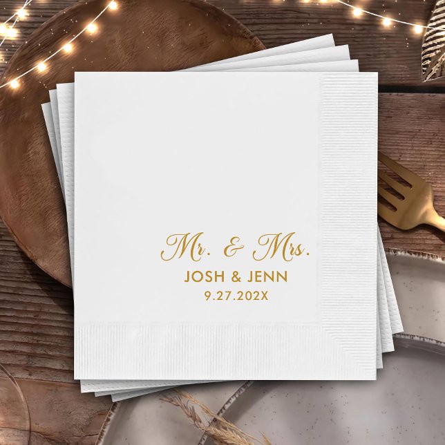 Herr & Mrs. Simple Script Gold Wedding Napkins Serviette (Von Creator hochgeladen)