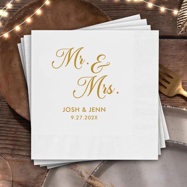 Herr & Mrs. Simple Script Gold Wedding Napkins Serviette (Von Creator hochgeladen)