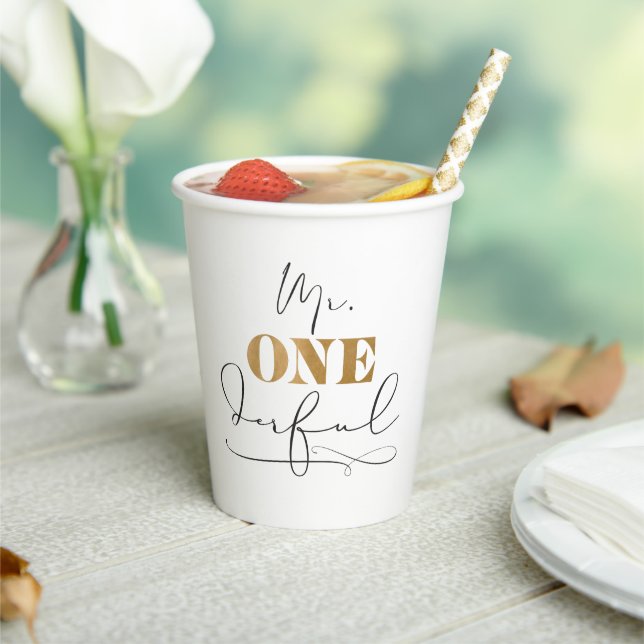 Herr Onederful Paper Cups Pappbecher (In Situ)