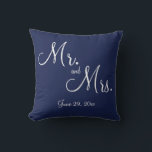 Herr und Frau Blue Nautical Wedding Pillows Kissen<br><div class="desc">Mr. and Mrs. blue nautical wedding pillows with change text</div>