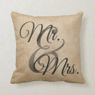 Herr und Frau Burlap Wedding Personalized Kissen
