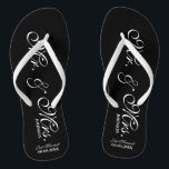 Herr und Frau Hochzeitspazierenklatsche für Braut  Flip Flops<br><div class="desc">Mr. und mrs Strand Hochzeit flip Flops für Braut und Bräutigam / Just Married Paar. Fügen Sie Ihr Heiratsdatum hinzu. Personalisierter Name elegante Flipflops für Neuvermählte und ihre Umgebung. Machen Sie Ihre eigenen personalisierten Keilsandalen für Teambride, Brautjungfrau, Trauzeugin, Blume Mädchen, Brautmutter, Bräutigam, Crew, Gäste etc. Niedliche Sommer-Hausschuhe für Wassersport- oder...</div>