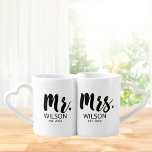 Herr und Frau Wedding Anniversary Couple Liebestassen<br><div class="desc">Feiern Sie die Liebe und Einheit eines besonderen Paares mit unserem Mr. und Mrs. Wedding Jubiläum Geschenkcouch Kaffee Tasse Set. Diese eleganten und stilvollen Tasse sind das ideale Geschenk für Neuvermählte, um die Verbindung zwischen Braut und Bräutigam zu würdigen. Sie sind mit "Mr." und "Mrs." in einem raffinierten Design verziert...</div>