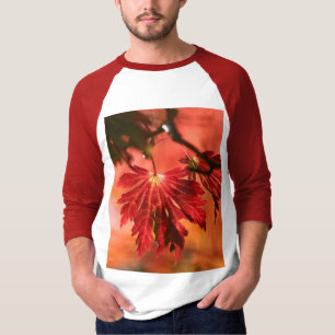 Herren-Rot-Leaf-Langschläfchen T-Shirt